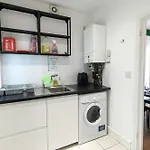 2Bd Garden Flat - Parking - O2,Excel,Cityairport