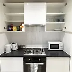 2Bd Garden Flat - Parking - O2,Excel,Cityairport