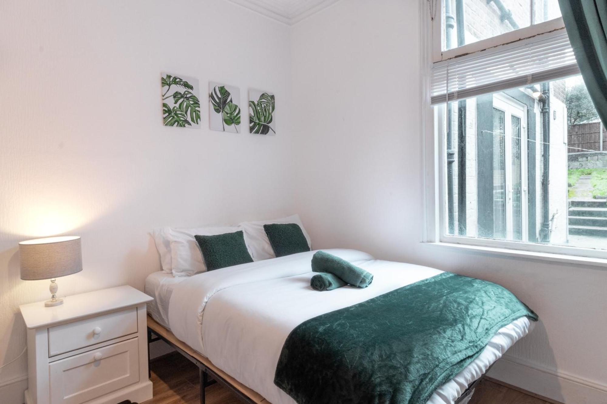2bd Garden Flat - Parking - O2,excel,cityairport Apartment London