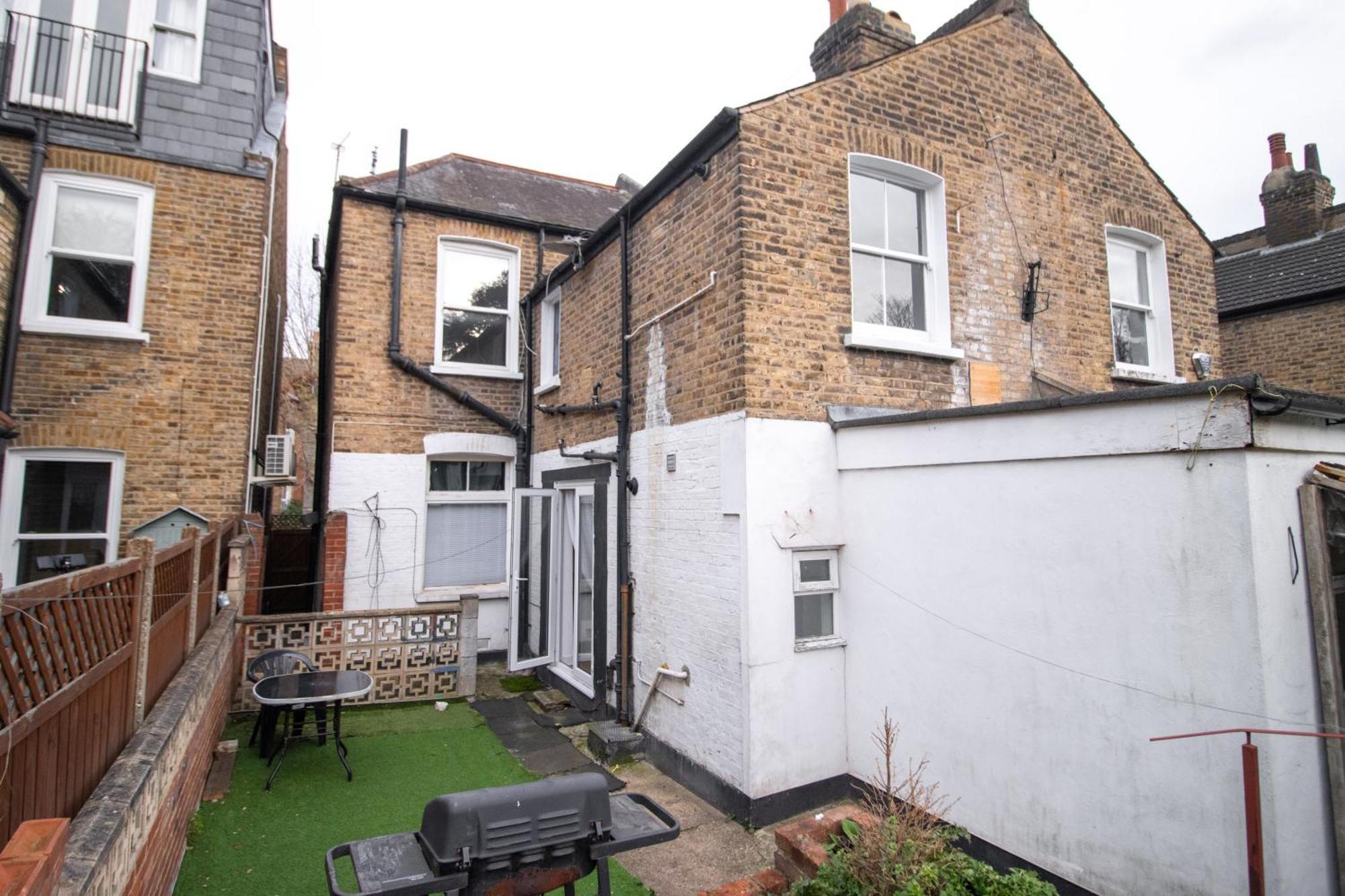2bd Garden Flat - Parking - O2,excel,cityairport *